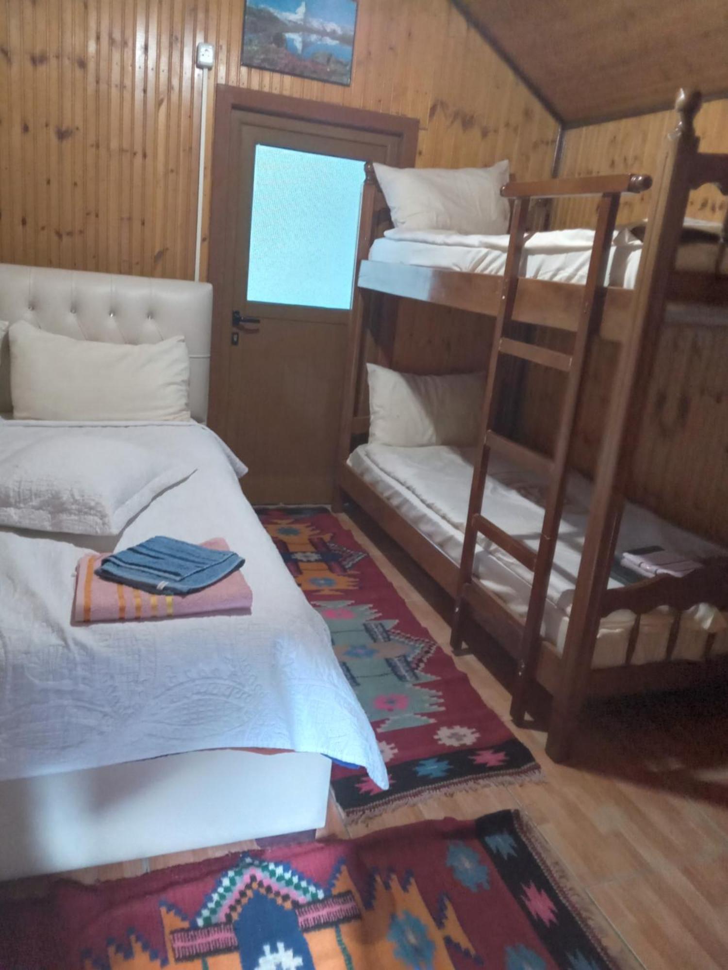 Guesthouse Hamiti Llogara Dukat Quarto foto